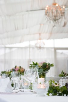 wedding breakfast, tablescape, wedding decor, yorkshire wedding styling, luxury wedding decor Leeds,